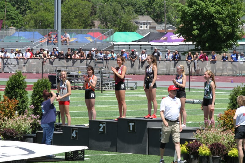 Girls 3200 - 4th Place